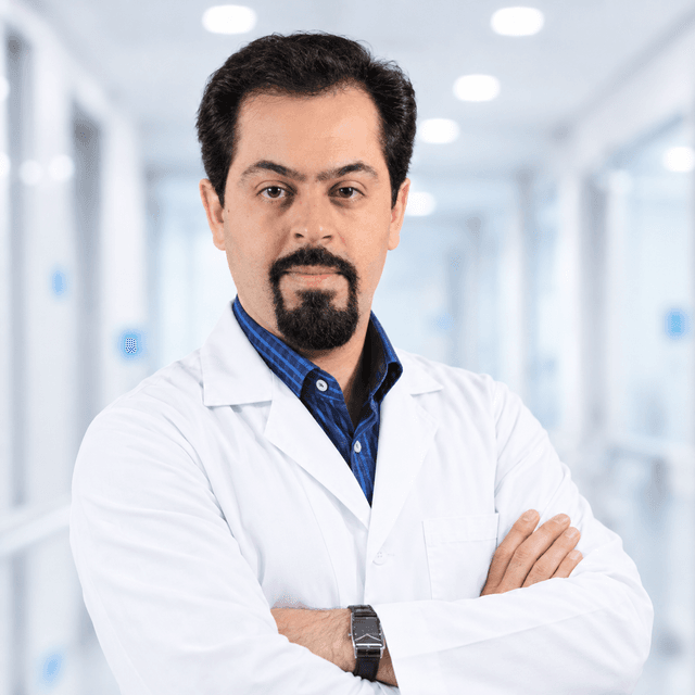 Doktor Farzad Bidouei
